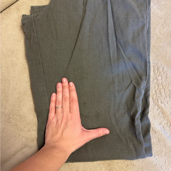 Ci Sono Gray Smocked Pants - Picture 5 of 5